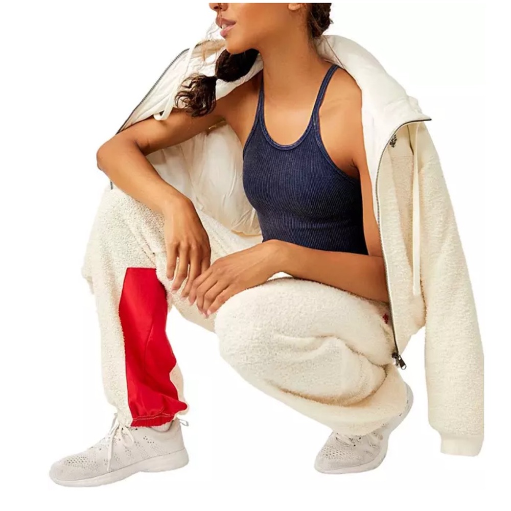 NWOT-Free People Movement Cuddle Up Pants. - Picture 6 of 11